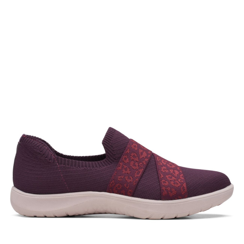Adella Stride Burgundy Knit